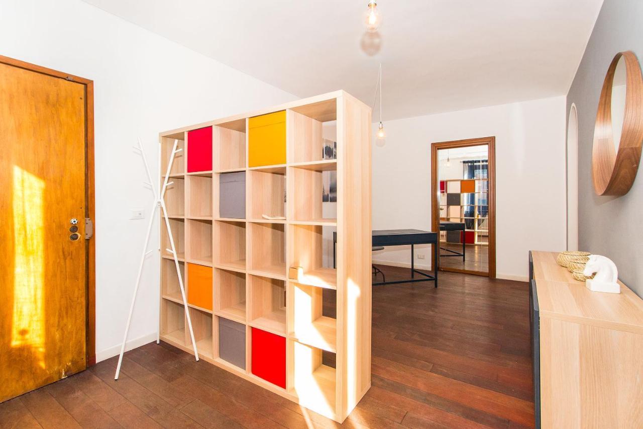 トリノColorful Statuto Square Design Apartアパートメント エクステリア 写真